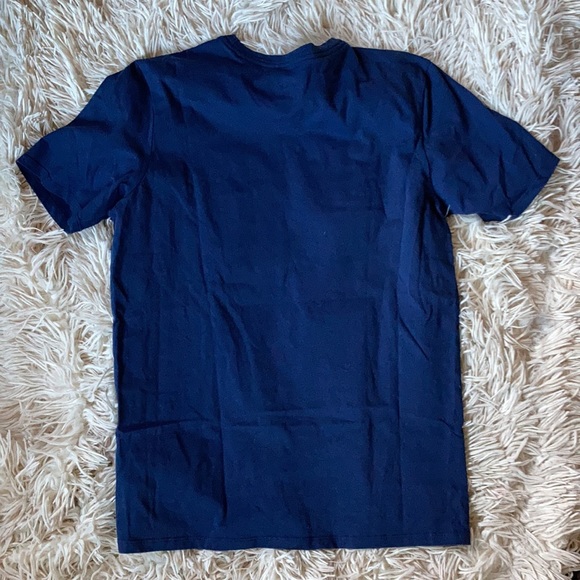 NEW! Men’s Nike Shirt - Picture 3 of 3